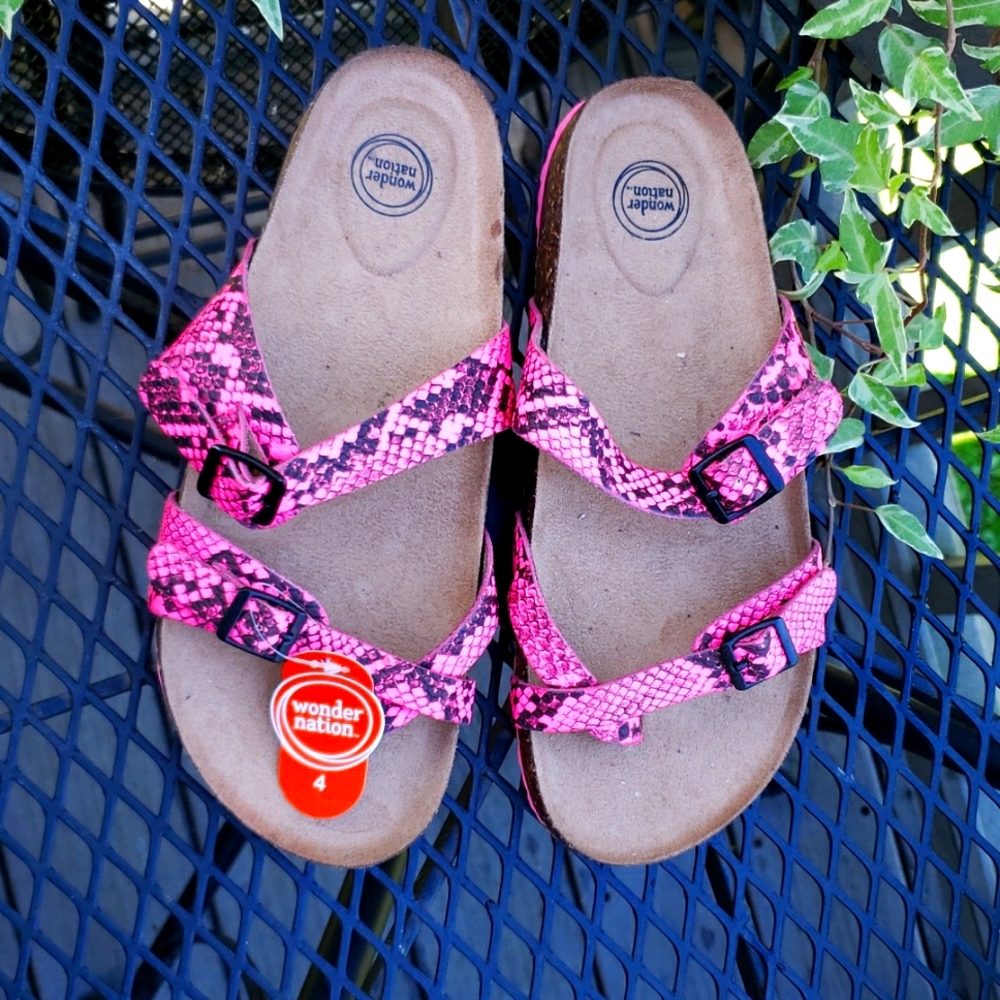 Wonder Nation Sandles